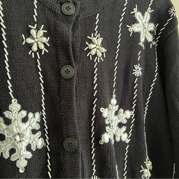 Bobbie Brooks snowflake button down sweater - Picture 3 of 7